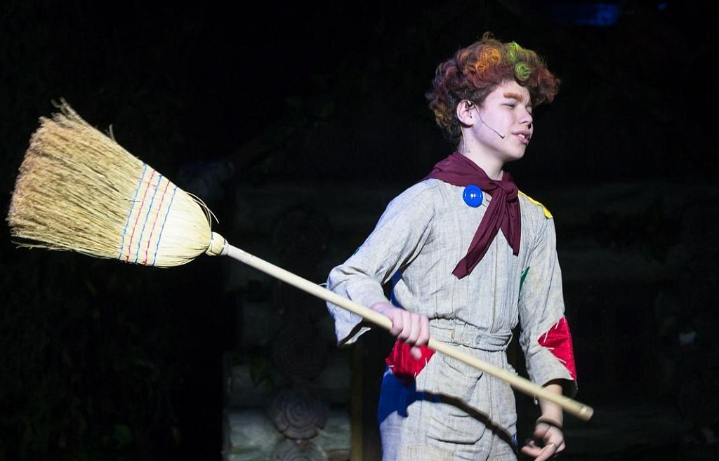 Ваня в сарафане. Изображение 11