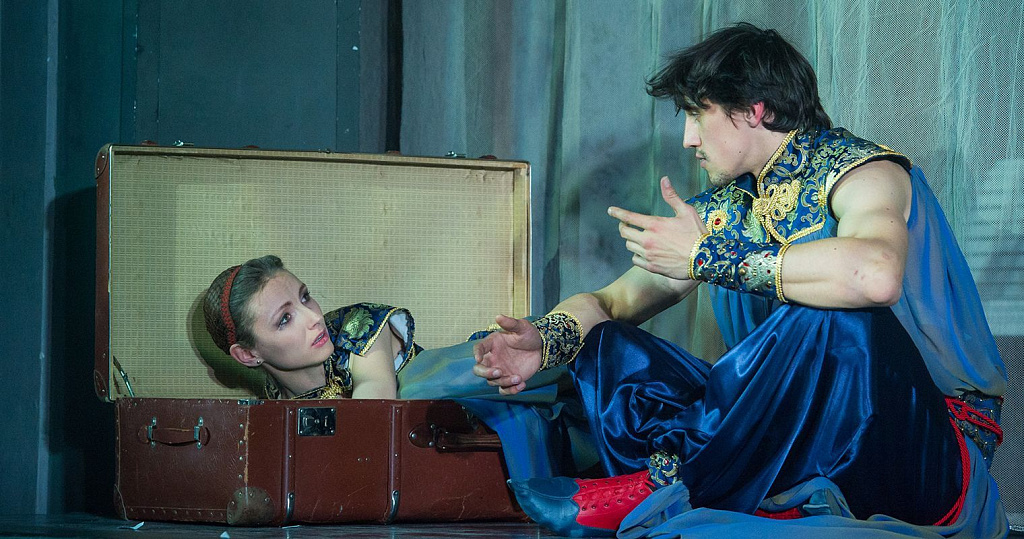 ЧУЖИЕ БЕРЕГА. Изображение 5