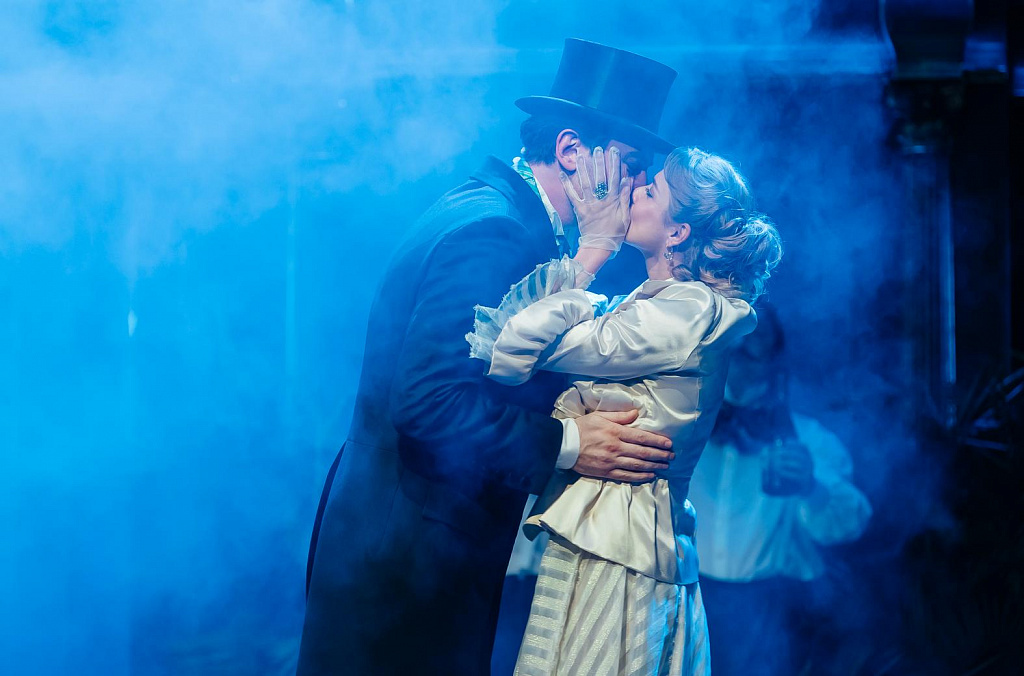 Красавец мужчина. Изображение 6