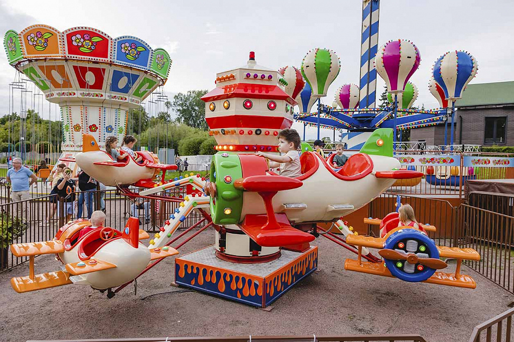 Луна-парк "Карусель" в ЦПКиО им. М. Горького. Изображение 4