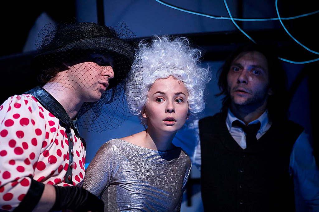 Школа жён. Изображение 5