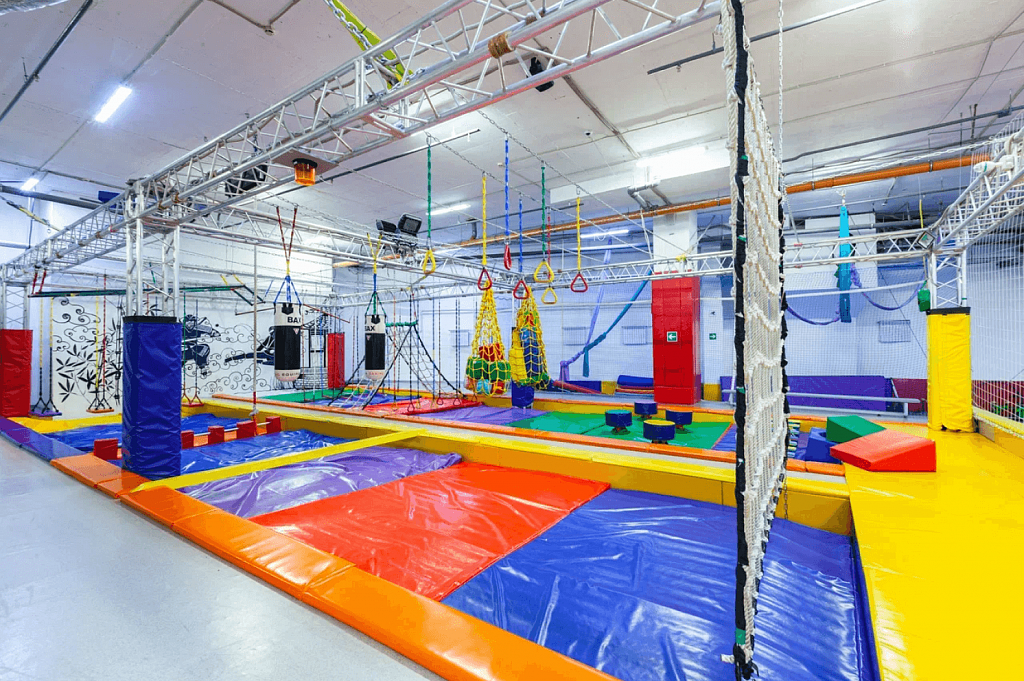 Батутный и развлекательный парк Небо на Севастопольском. Изображение 6