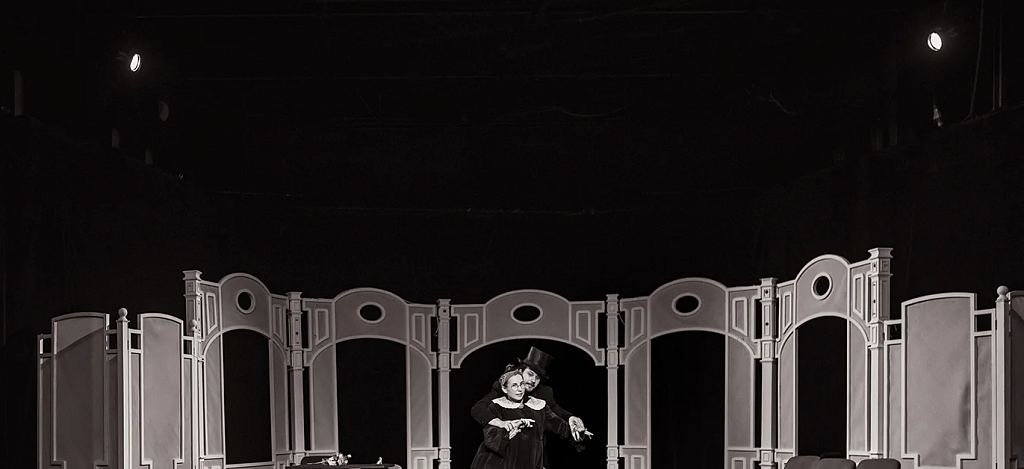 БЕДА ОТ НЕЖНОГО СЕРДЦА (Ведогонь-театр). Изображение 2