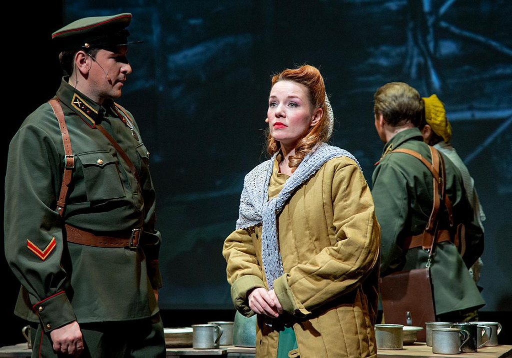 В шесть часов вечера после войны. Изображение 11