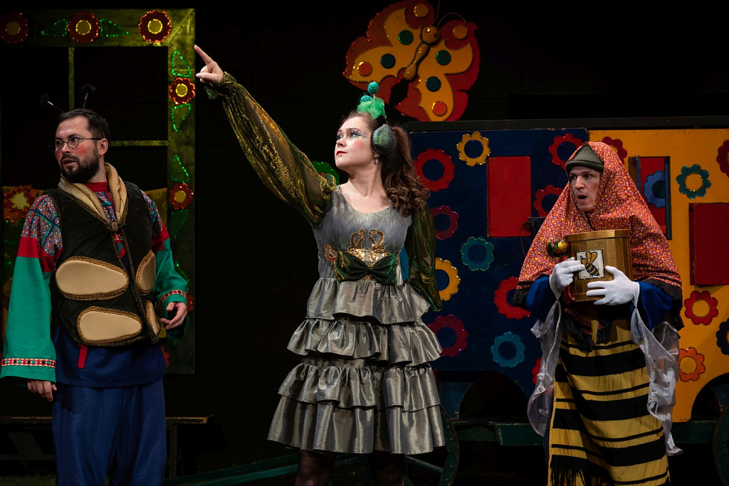 Муха-Цокотуха (театр Иллюзии). Изображение 6