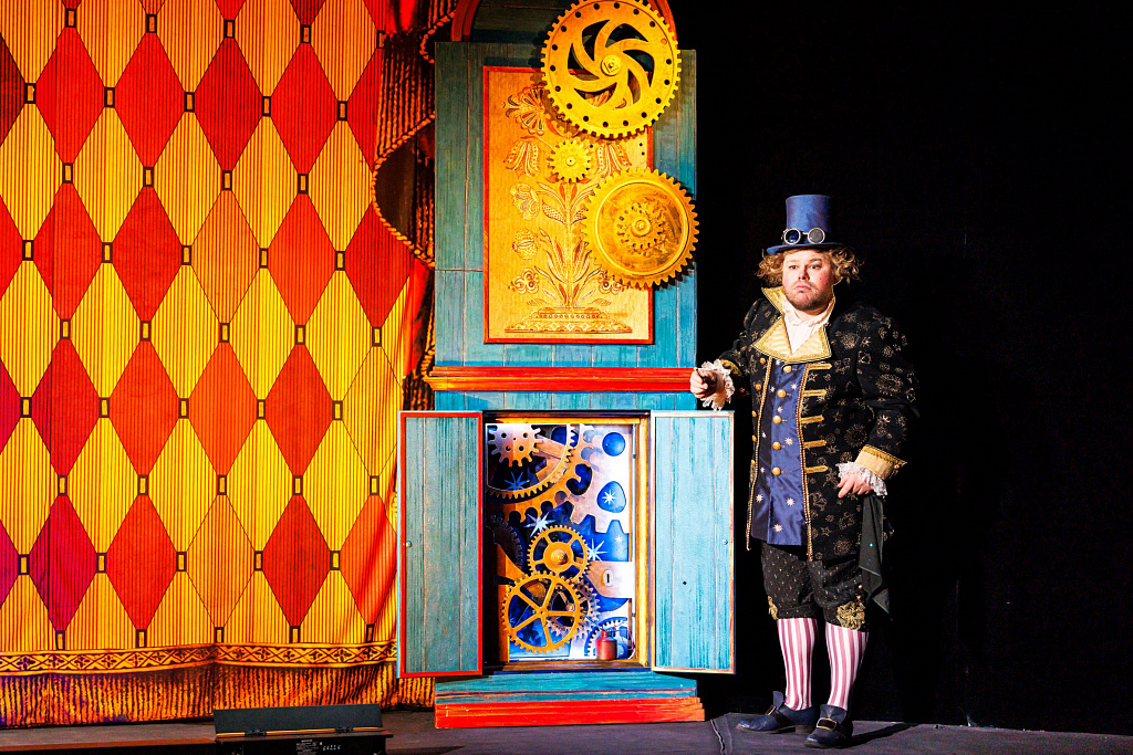 Стойкий оловянный солдатик (Малый театр). Изображение 2