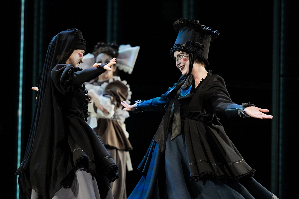 ЖЕНИТЬБА (Театр Сатиры). Изображение 2