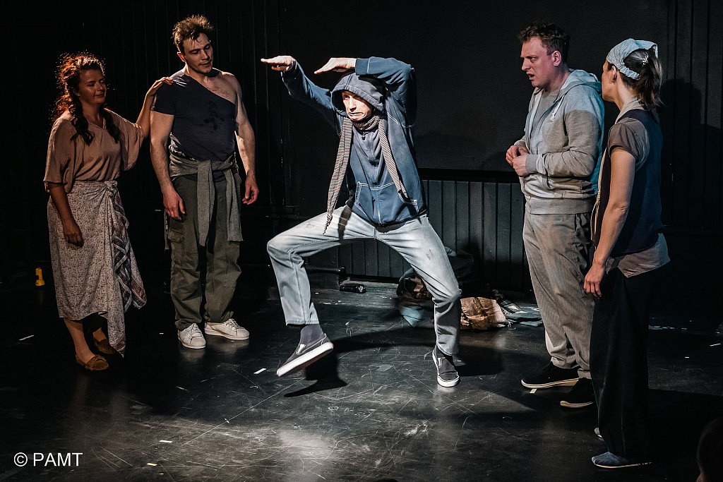 Как кот гулял, где ему вздумается. Изображение 2