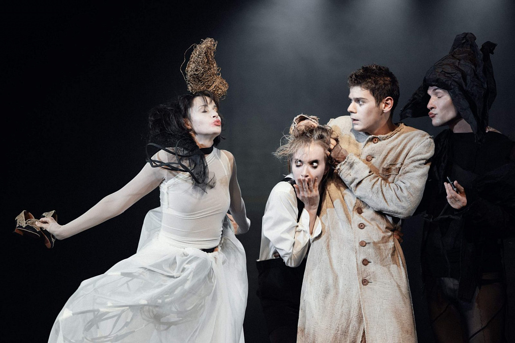 Ночь перед Рождеством ...или чёрт знает что такое. Изображение 9