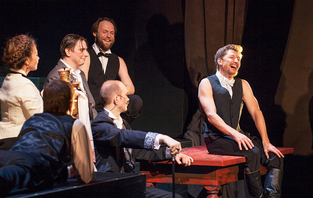 На бойком месте. Изображение 9