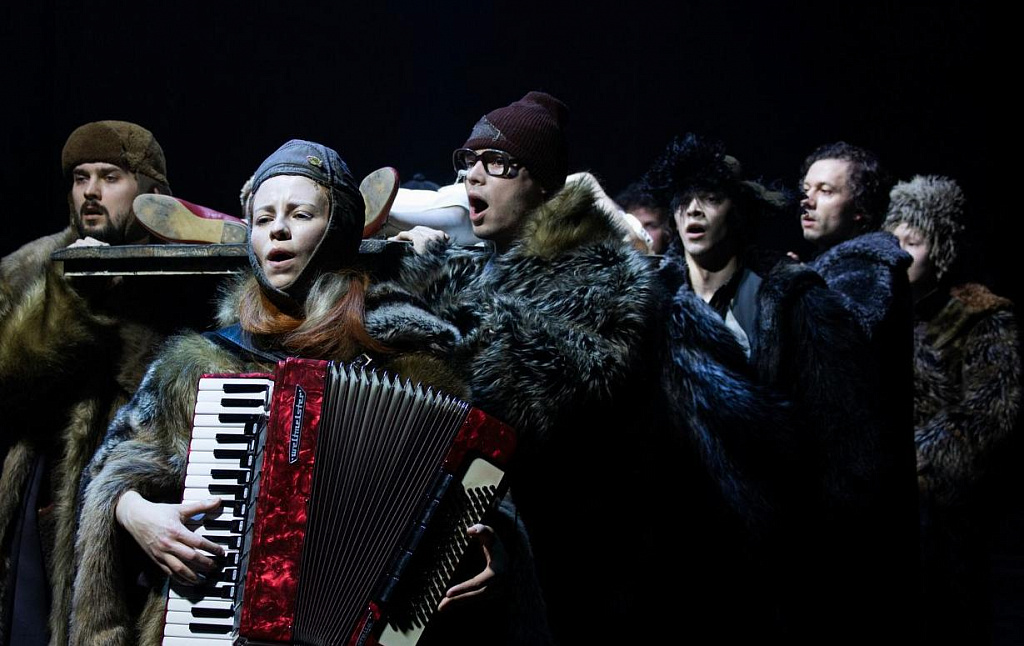 Й (Театр им. М.Н.Ермоловой). Изображение 10