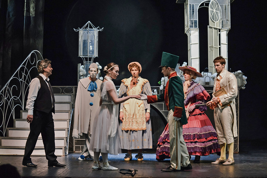 Стойкий оловянный солдатик (Новый театр). Изображение 2