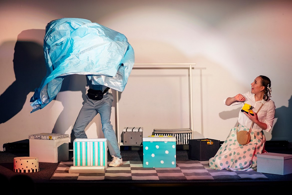 Кто живет в коробке. Изображение 2