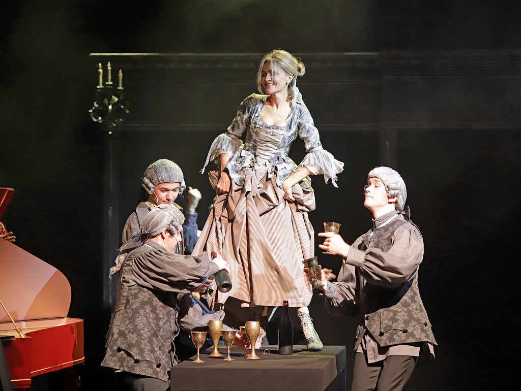 Моцарт и Сальери. Версия. Изображение 3