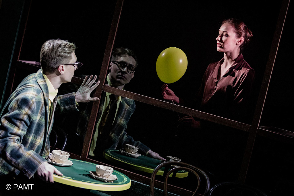 Коричневое утро. Изображение 4