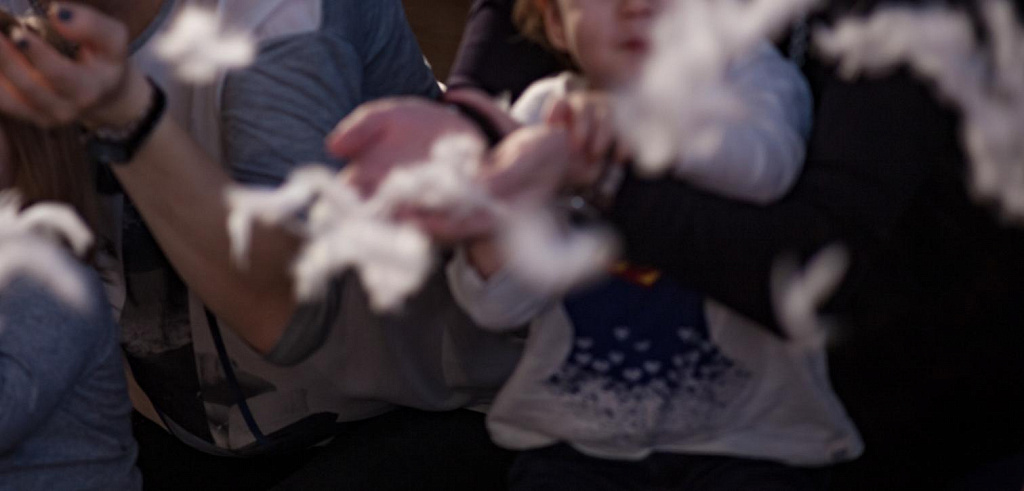 Снежный ветер. Трогательный спектакль. Изображение 1