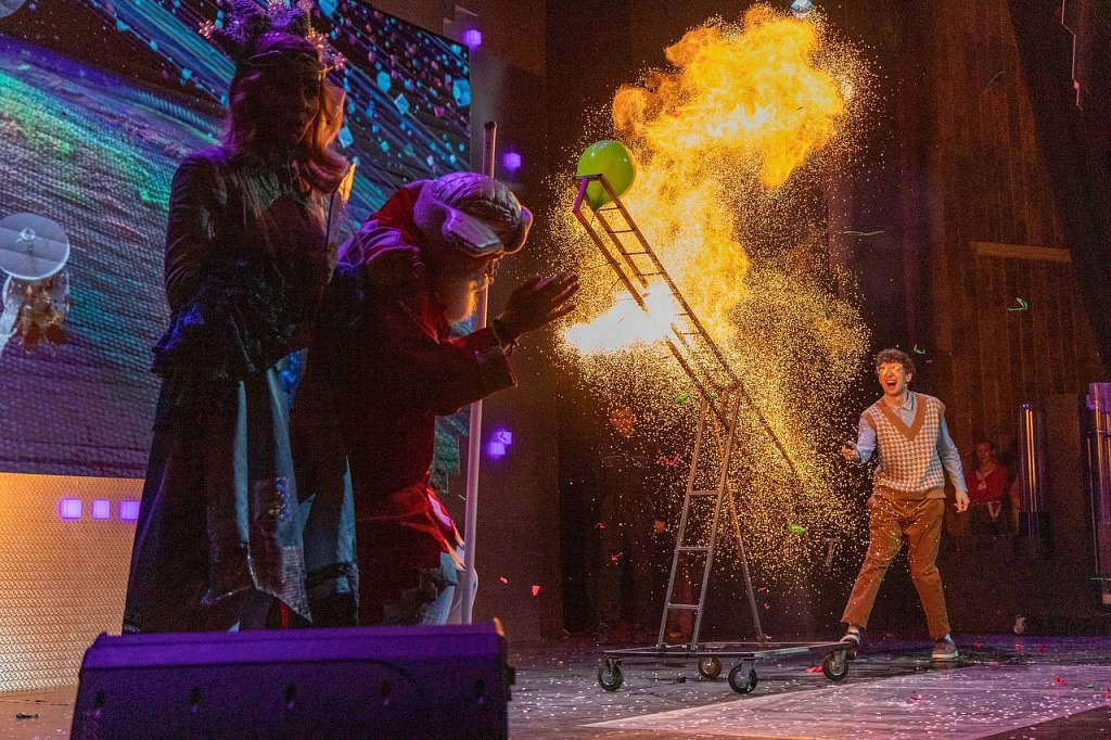 Научная елка. WOW! HOW?. Изображение 4