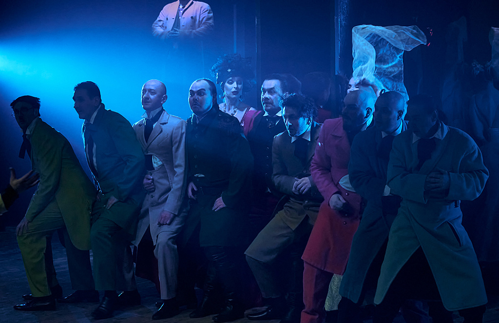 Ревизор (Театр на Юго-Западе). Изображение 9